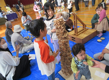 こんなに高く積み上げました